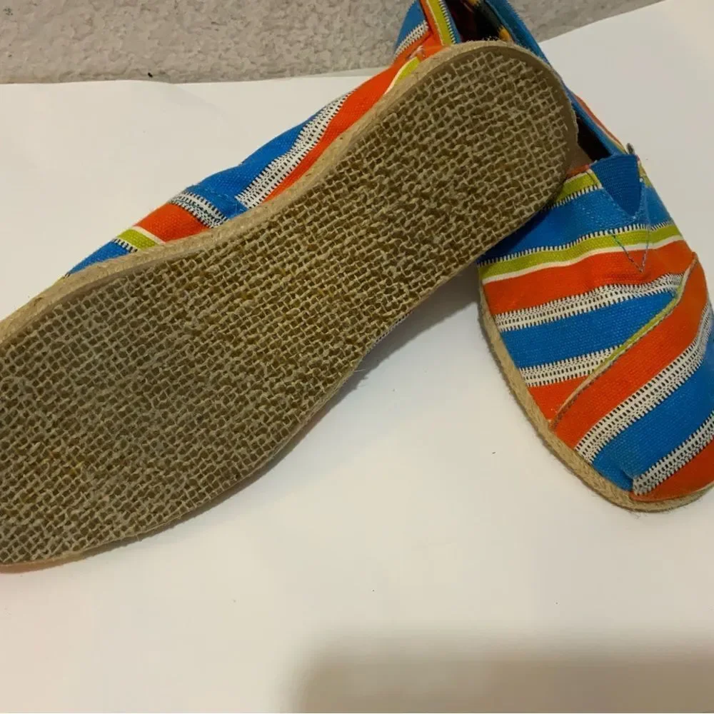 Toms excellent like